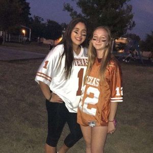 Meet your Posher, Emilie